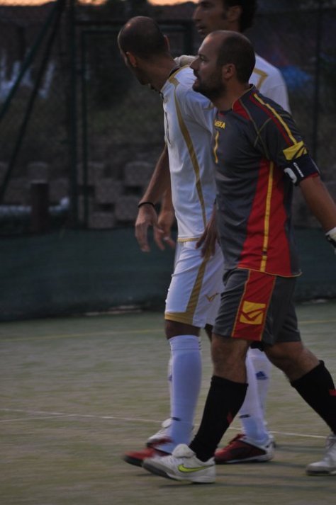 L'Olympic esce dal campo dopo la sconfitta ai rigori nella finale Europa League di due stagioni fa