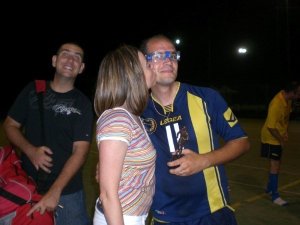 Una foto del Ventennale con un sorridente Savasta sullo fondo